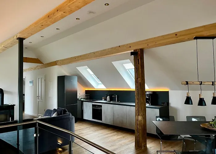 Steinberg * Steinberg (Saxony)